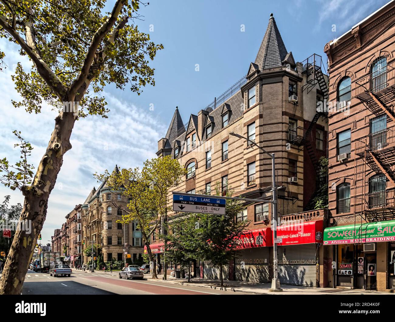 Bedford Stuyvesant: Punto di riferimento in mattoni e arenaria 478 Nostrand Avenue / 147 Hancock Street, nel Bedford Historic District di Brooklyn. Foto Stock