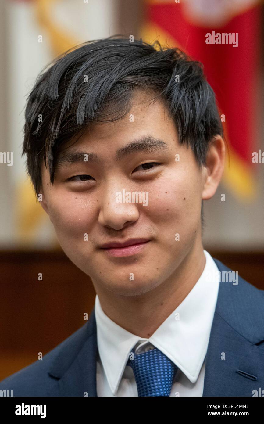 Washington, Stati Uniti d'America. 18 luglio 2023. Alexandr Wang, Chief Executive Officer, Scale ai, appare davanti a un House Committee on Armed Services | Subcommittee on Cyber, Information Technologies, and Innovation Hearing “Man and Machine: Artificial Intelligence on the Battlefield” nel Rayburn House Office Building a Washington, DC, martedì 18 luglio 2023. Credito: Rod Lamkey/CNP/Sipa USA credito: SIPA USA/Alamy Live News Foto Stock