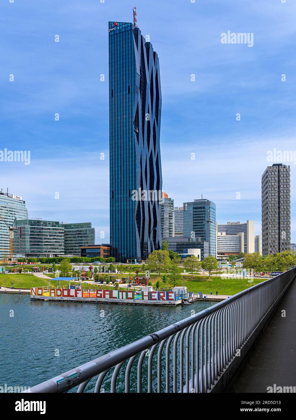 Alti edifici a Donaupark, Donau City, Vienna Austria Foto Stock