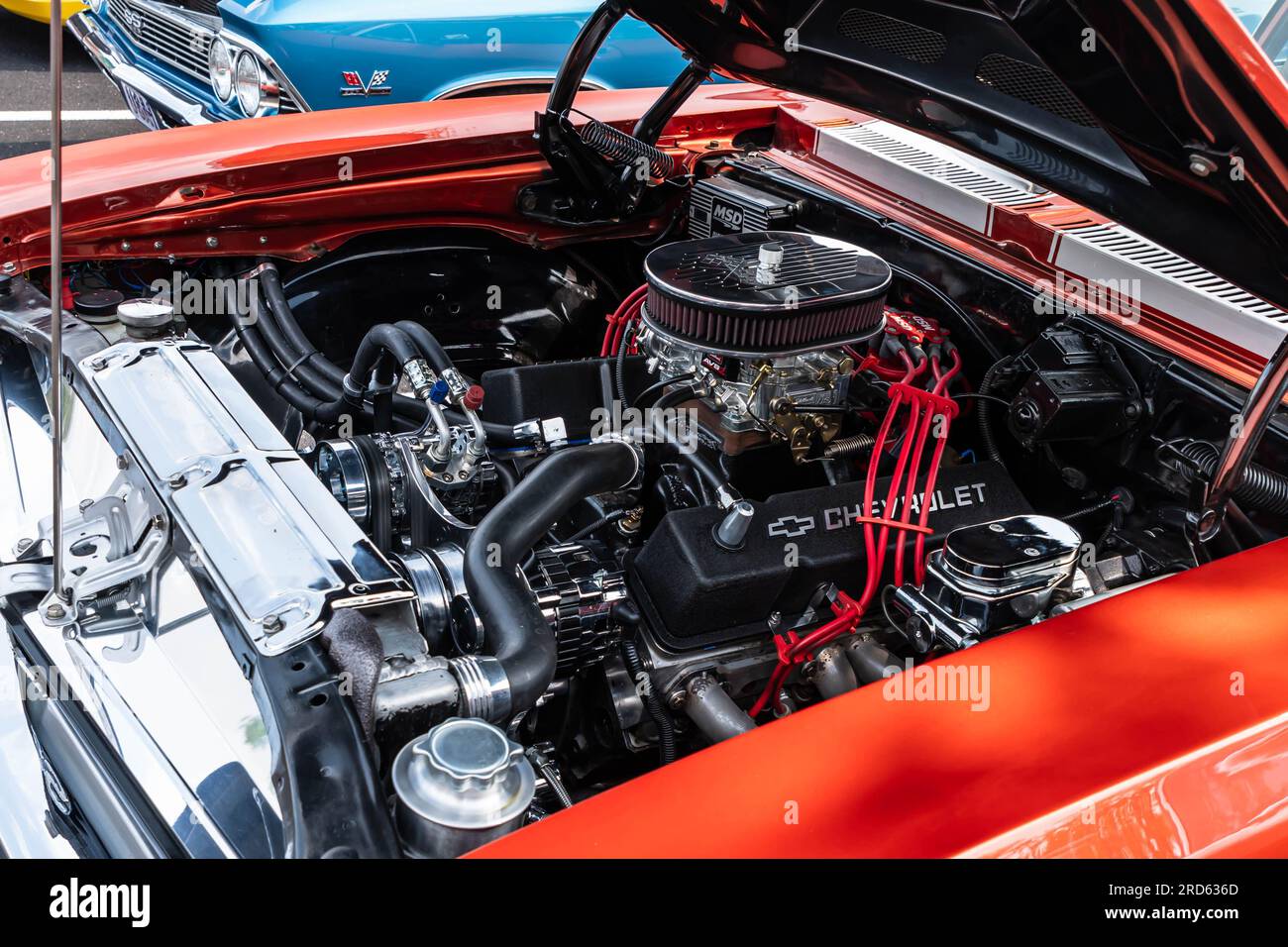 Un motore Chevy Nova del 72 in mostra in una mostra di automobili a Homestead, Pennsylvania, Stati Uniti Foto Stock