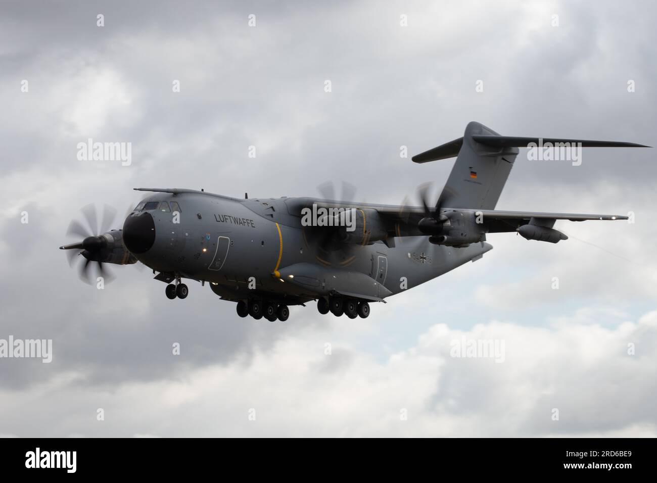 German Air Force A400 Atlas arriva al Royal International Air Tattoo 2023. Foto Stock