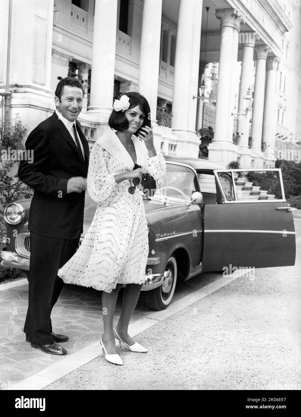 Wolff, Frank, 11.5.1928 - 12.12.1971, attore americano, con Daliah Lavi, Di fronte all'Hotel des Bains, ULTERIORI DIRITTI-AUTORIZZAZIONE-INFORMAZIONI-NON-DISPONIBILI Foto Stock