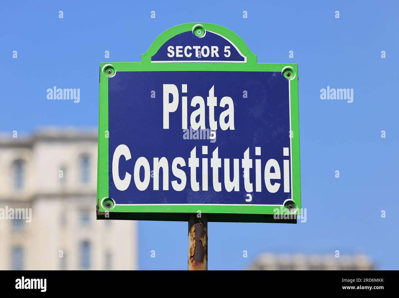 Il Palazzo del Parlamento, o eredità popolare, e costruito dal dittatore rumeno Nicolae Ceausescu, in cima al Boulevard Unirii, Bucarest. Foto Stock