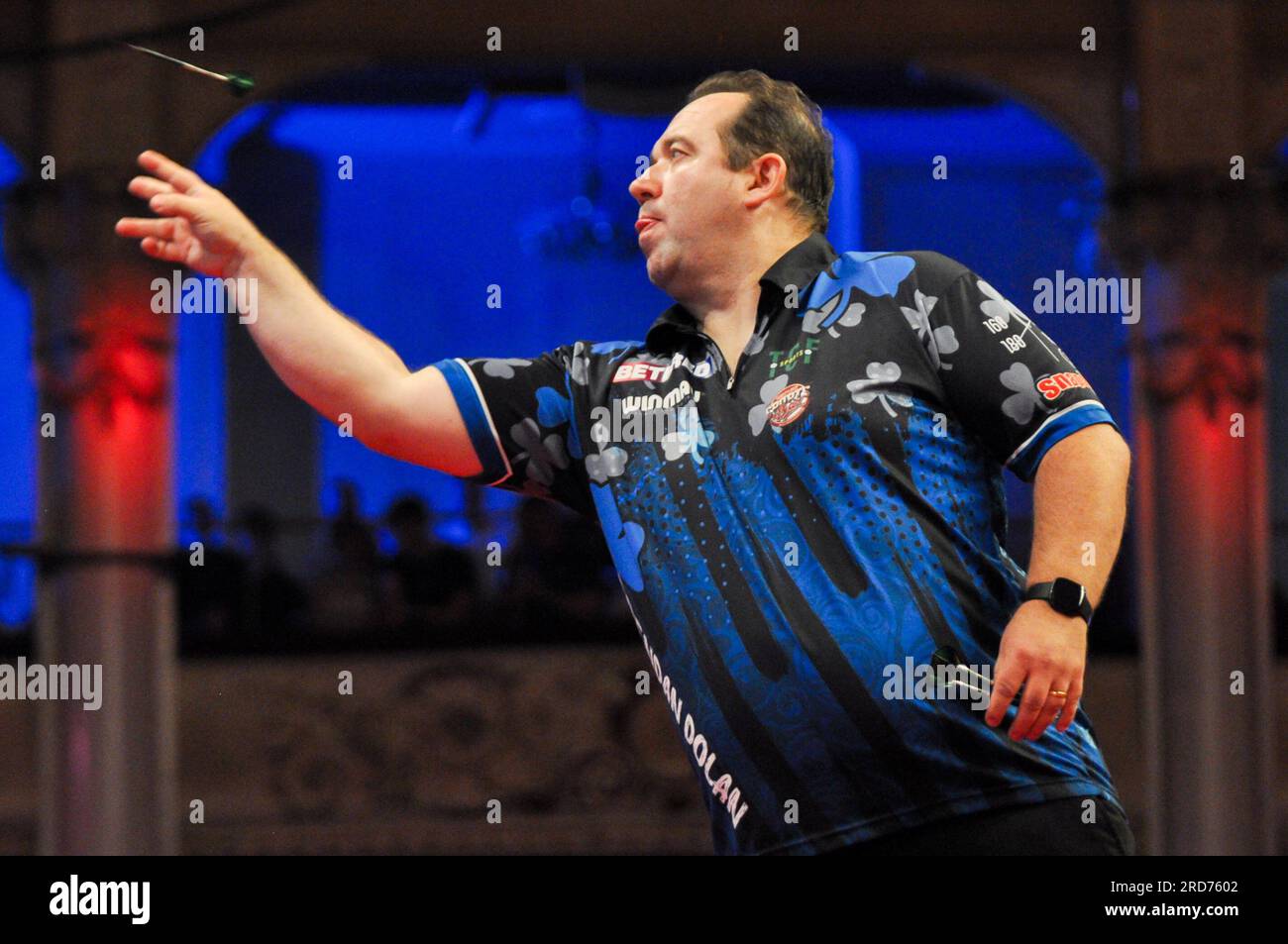 Blackpool, Regno Unito. 16 luglio 2023. BLACKPOOL, REGNO UNITO - 16 LUGLIO: Brendan Dolan d'Irlanda durante il giorno 2 del Betfred World Matchplay 2023 ai Winter Gardens il 16 luglio 2023 a Blackpool, Regno Unito (foto di Pieter Verbeek/Orange Pictures) credito: Orange Pics BV/Alamy Live News Foto Stock