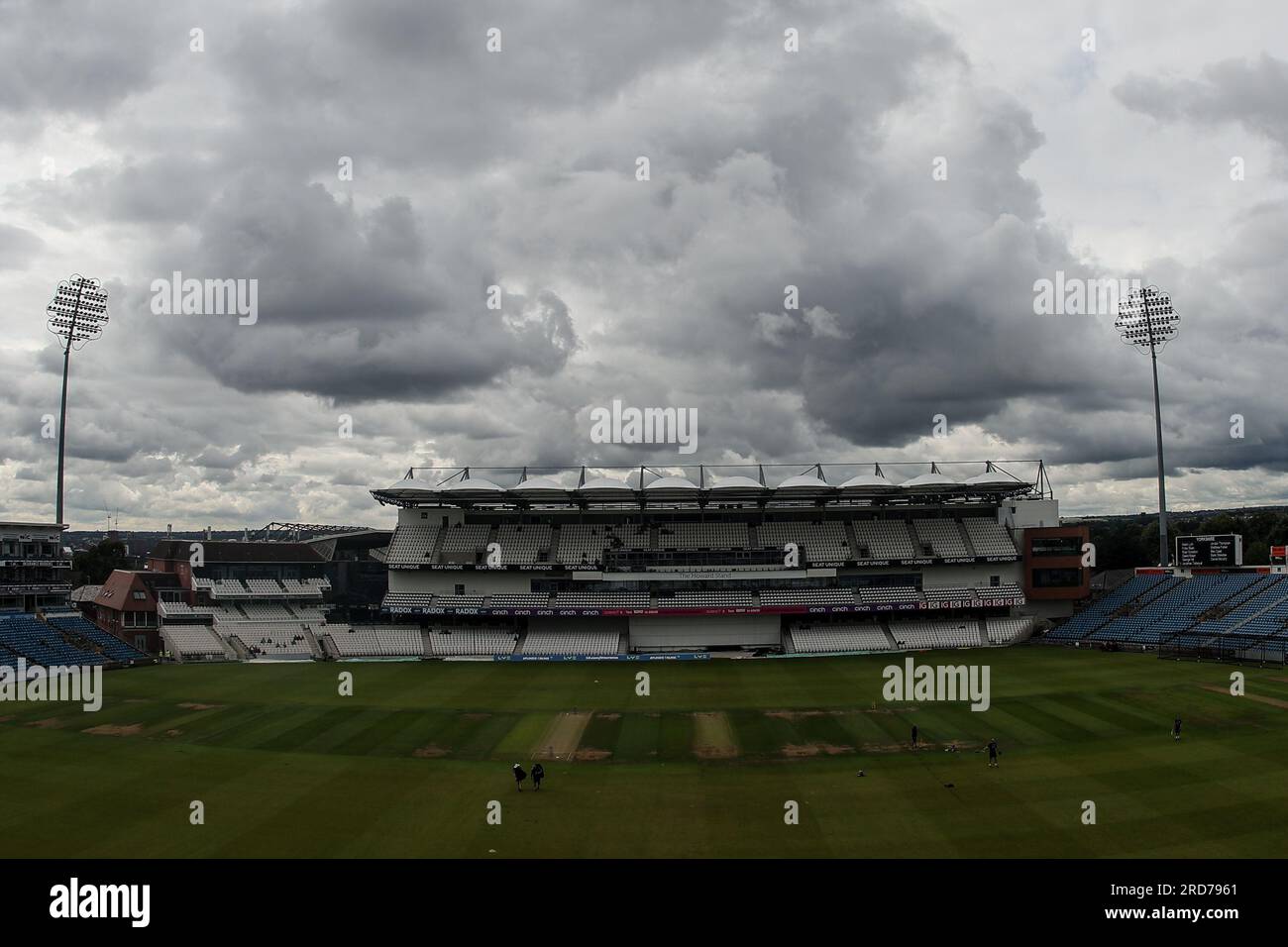 Clean Slate Headingley Stadium, Leeds, West Yorkshire, Regno Unito. 19 luglio 2023. Sussex County Cricket Club nello scontro del campionato della contea di assicurazione presso il Clean Slate Headingley Stadium. Vista generale dello Yorkshire County Cricket Club prima della partita contro il Sussex County Cricket Club credito: Touchlinepics/Alamy Live News Foto Stock