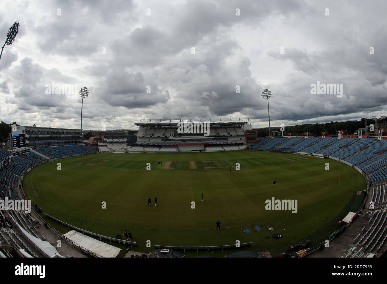 Clean Slate Headingley Stadium, Leeds, West Yorkshire, Regno Unito. 19 luglio 2023. Sussex County Cricket Club nello scontro del campionato della contea di assicurazione presso il Clean Slate Headingley Stadium. Vista generale dello Yorkshire County Cricket Club prima della partita contro il Sussex County Cricket Club credito: Touchlinepics/Alamy Live News Foto Stock