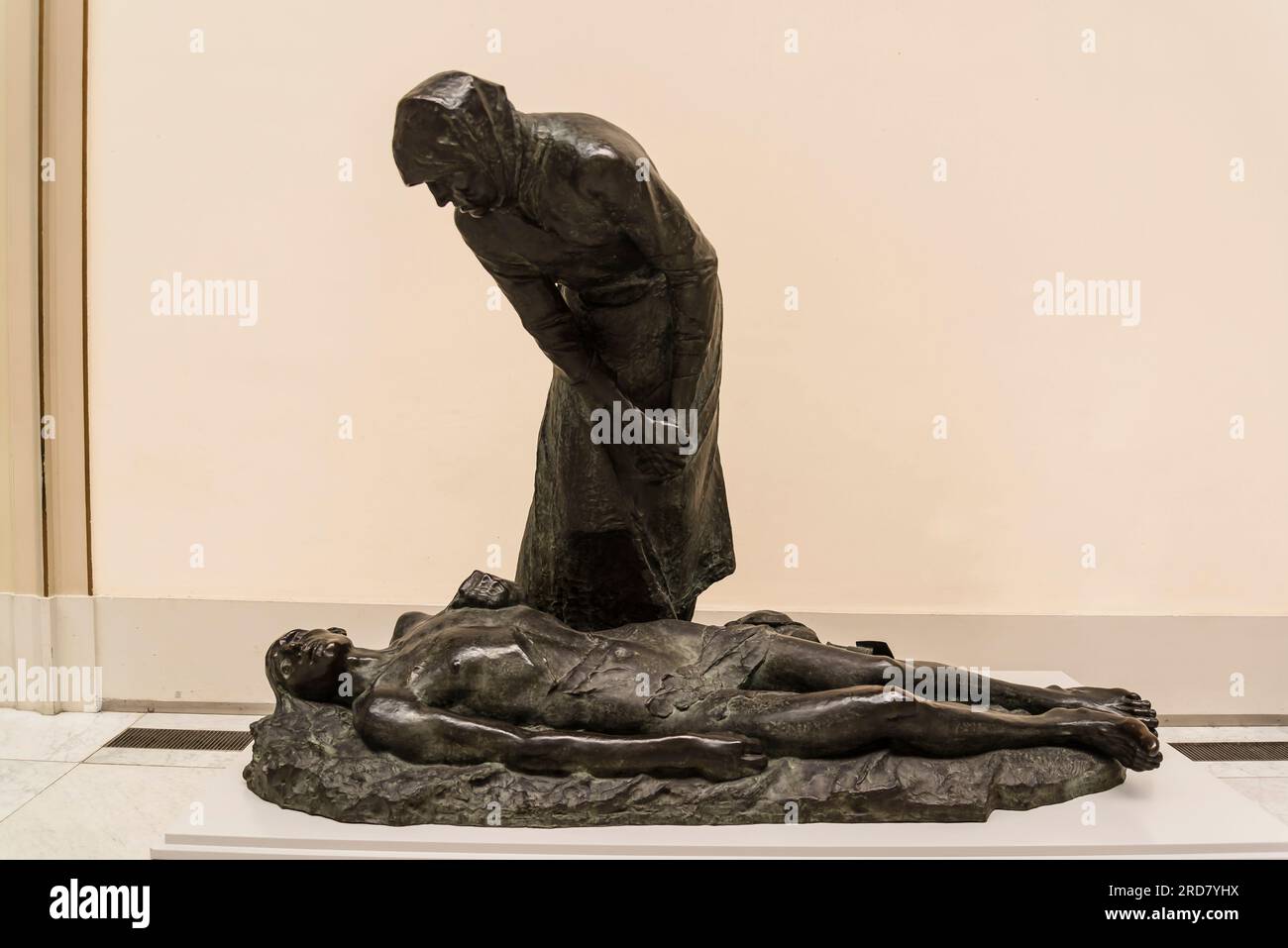 Constantin Meunier scultura "l'esplosione umida; una madre scopre suo figlio tra i morti", Royal Museums of fine Arts of Belgium, Bruxelles, Belgio Foto Stock