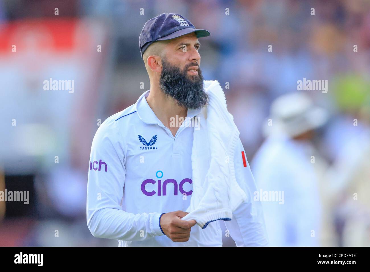 Moeen Ali of England during the LV= Insurance Ashes Fourth test Series Day One England vs Australia at Old Trafford, Manchester, Regno Unito, 19 luglio 2023 (foto di Conor Molloy/News Images) Foto Stock