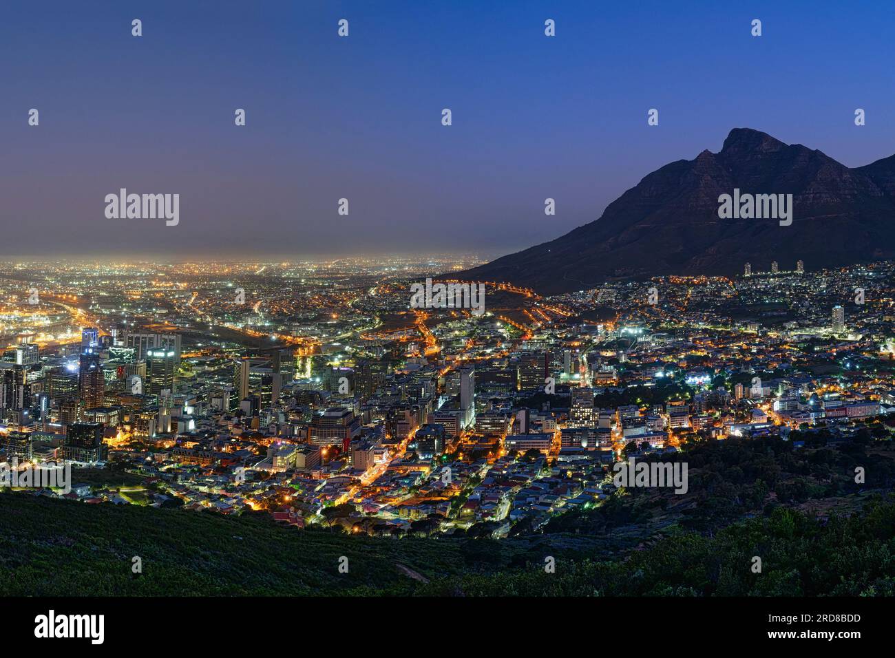 Tramonto sulla città di città del Capo, Sudafrica, Africa Foto Stock