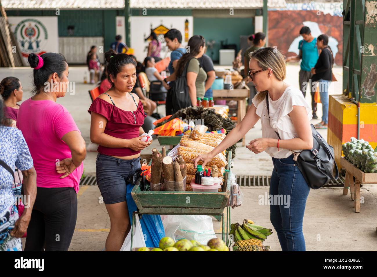 Mercato alimentare, Cotundo, Provincia di Napo, Amazonia, Ecuador, Sud America Foto Stock