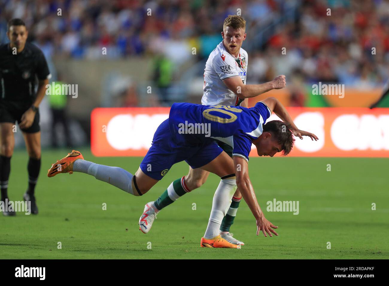 Chapel Hill, North Carolina, Stati Uniti. 19 luglio 2023. Il centrocampista del Chelsea Cesare Casadei (40) cade durante la partita della FC Series tra Chelsea FC e Wrexham AFC al Kenan Memorial Stadium di Chapel Hill, North Carolina. Greg Atkins/CSM (immagine di credito: © Greg Atkins/Cal Sport Media). Credito: csm/Alamy Live News Foto Stock