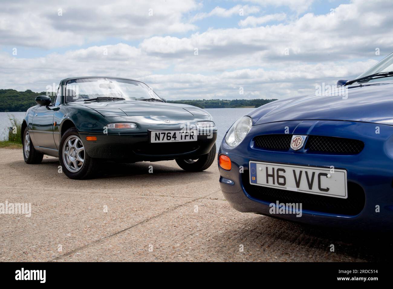 MGF e Mk1 Mazda MX5 si aprono le migliori auto sportive Foto Stock