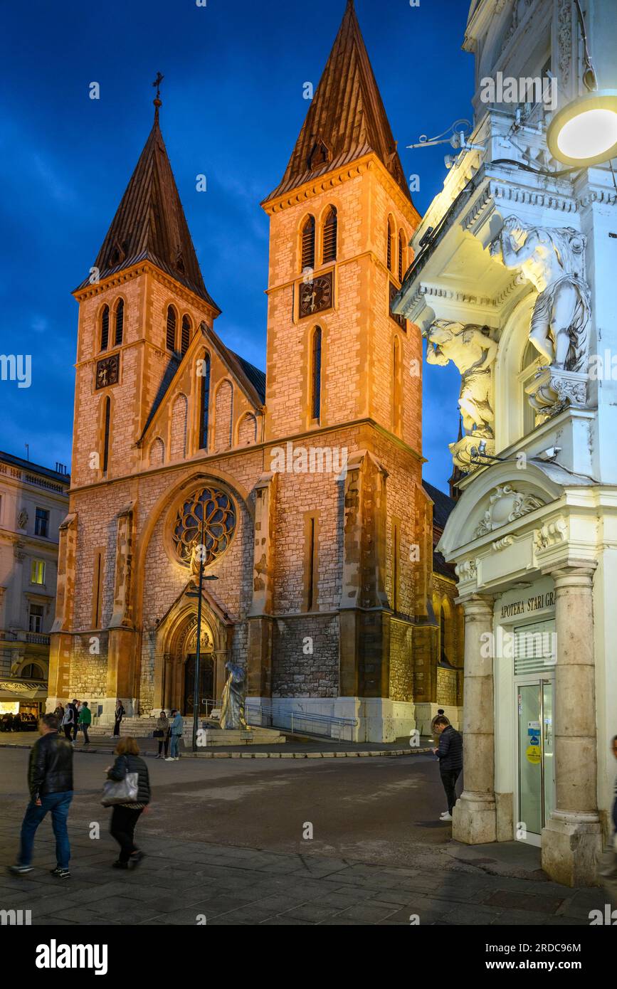 La Cattedrale del Sacro cuore in via Ferhadija, Sarajevo centrale, Bosnia Erzegovina, penisola balcanica, Europa orientale. Foto Stock