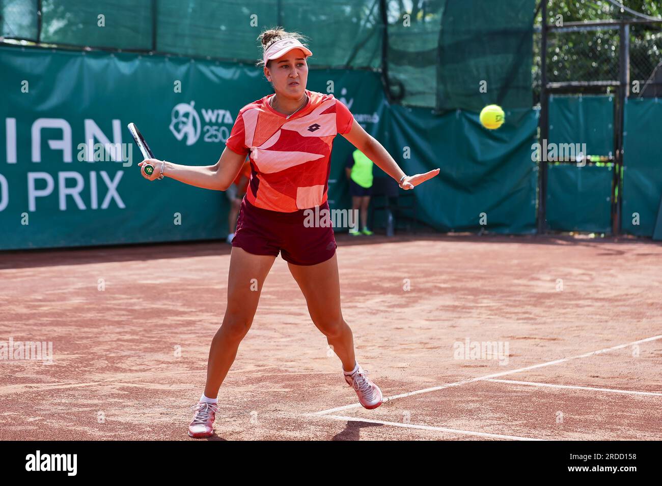 Budapest, Ungheria centrale, Ungheria. 20 luglio 2023. KAMILLA RAKHIMOVA in azione durante il GRAN PREMIO D'UNGHERIA - Budapest - Womens Tennis, WTA250 (immagine di credito: © Mathias Schulz/ZUMA Press Wire) SOLO USO EDITORIALE! Non per USO commerciale! Foto Stock