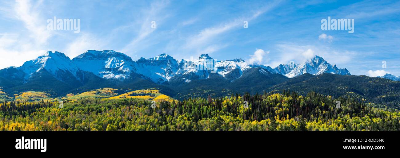 Montagne panoramiche, Red Mountain Pass, Colorado, Stati Uniti Foto Stock