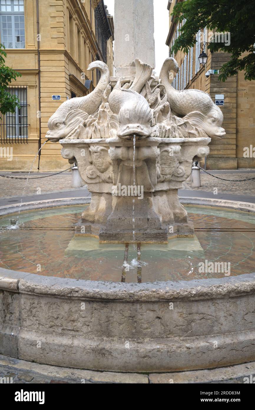 Place des Quatre-Dauphins Aix en Provence Francia Foto Stock