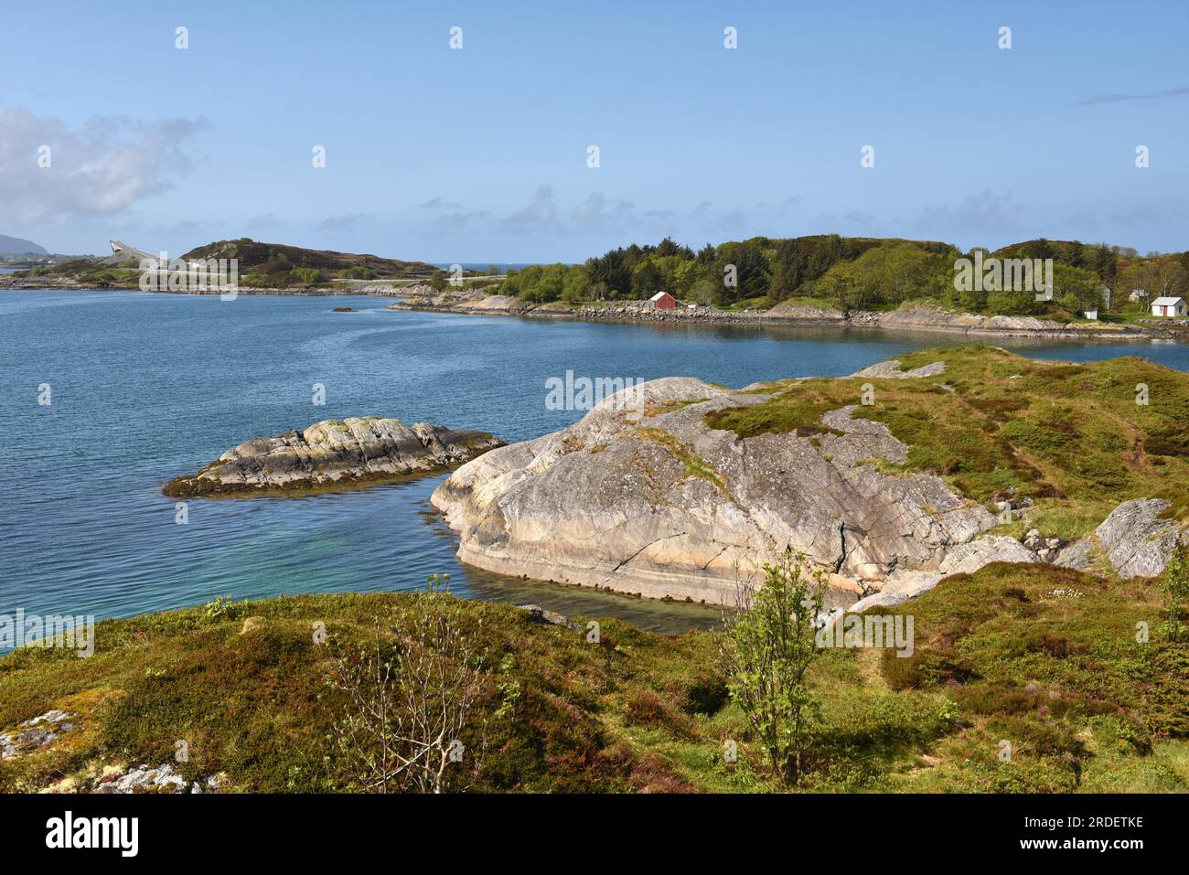 Paesaggio dell'arcipelago sulla strada atlantica in Norvegia Foto Stock