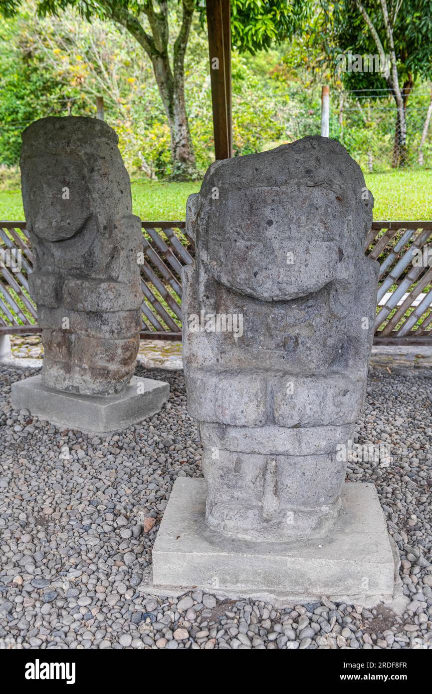 Antiche statue di pietra, sito patrimonio dell'umanità dell'UNESCO, Tierradentro, Colombia Foto Stock