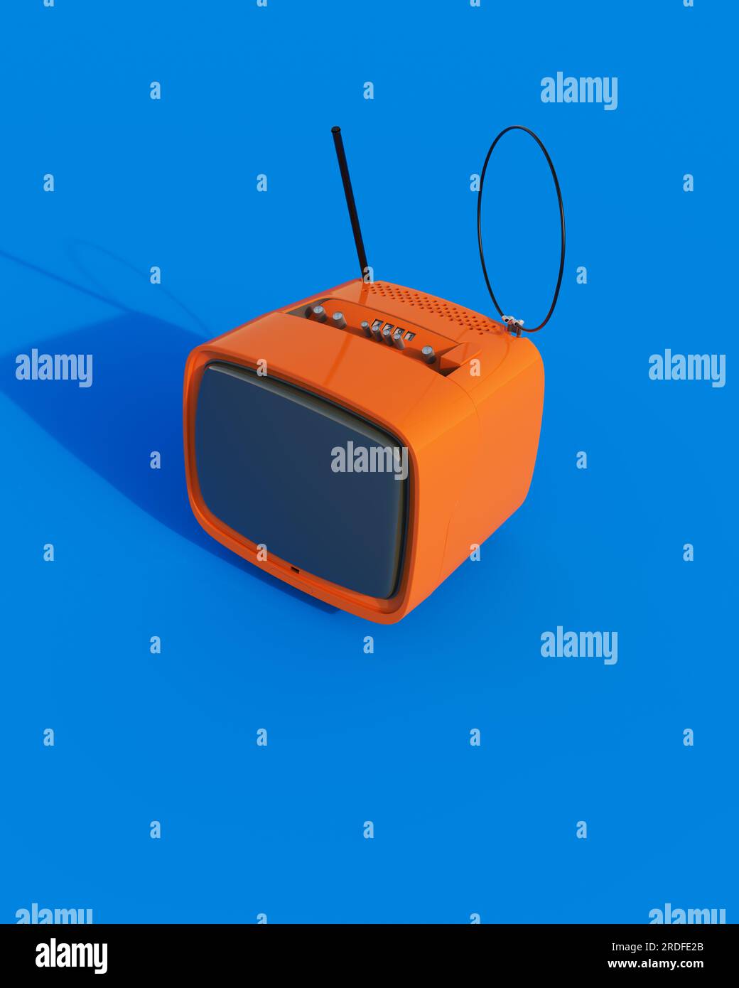Set televisivo vintage arancione nostalgia anni '80 '90 retro kitsch sfondo blu illustrazione 3d rendering digitale Foto Stock