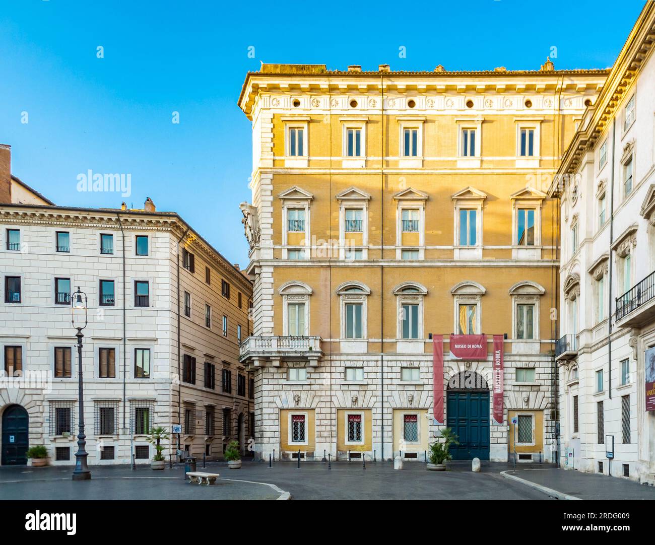 Roma, Lazio, Italia, il Museo di Roma (Palazzo Braschi) è un museo che documenta la storia locale e le tradizioni della "vecchia Roma". Foto Stock