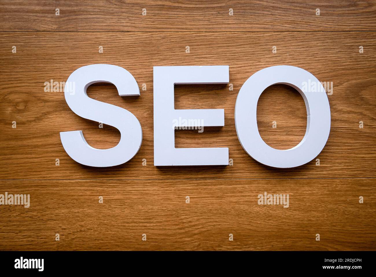 Alfabeto SEO. Ottimizzazione dei motori di ricerca.concetto di marketing, classifica, traffico di Internet business Technology del sito web. Foto Stock