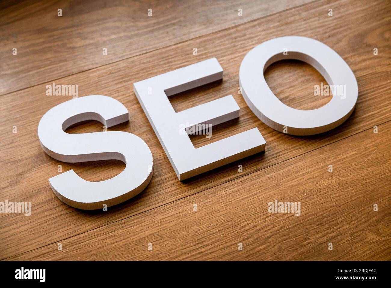 Alfabeto SEO. Ottimizzazione dei motori di ricerca.concetto di marketing, classifica, traffico di Internet business Technology del sito web. Foto Stock