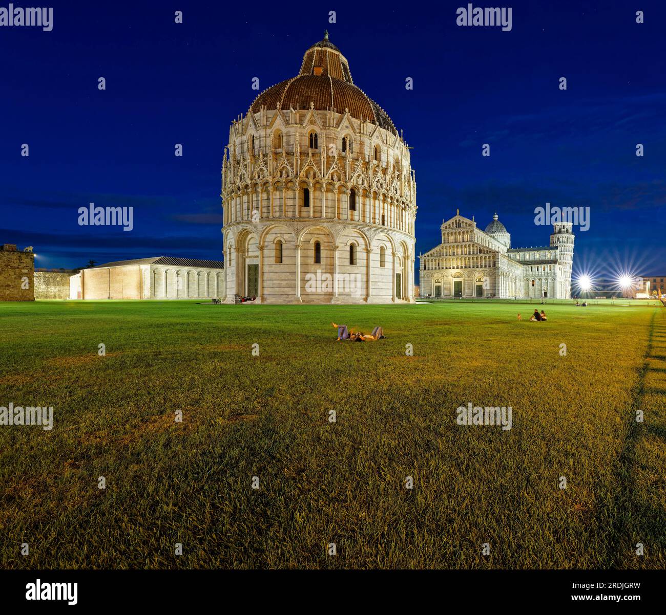 Serata, Camposanto, Battistero, Battistero di Pisa, Torre Pendente, Torre pendente di Pisa, Cattedrale, Cattedrale metropolitana Primaziale di Santa Foto Stock