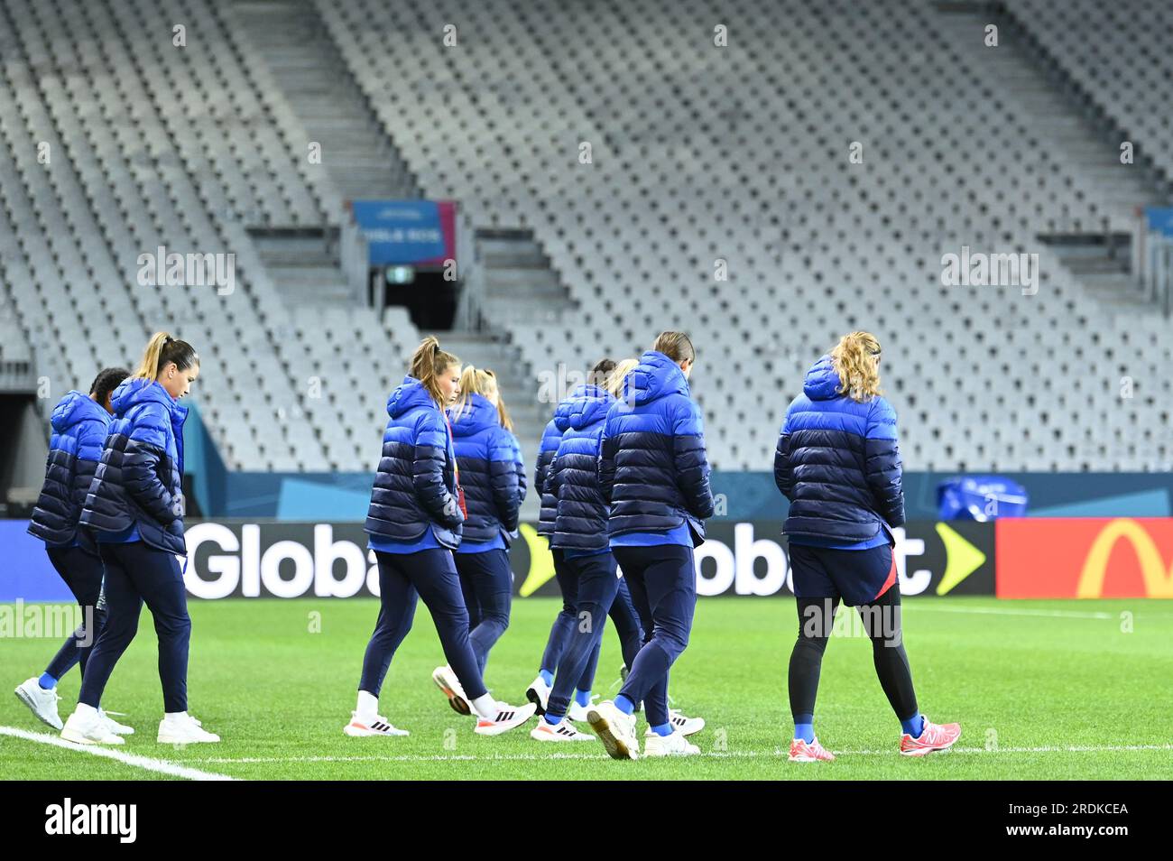 DUNEDIN - giocatori della nazionale olandese durante un'ispezione dello stadio coperto Forsyth Barr, alla vigilia della partita contro il Portogallo. L'Orange si sta preparando per la prima partita a gironi ai Mondiali di nuova Zelanda e Australia. ANP BLAKE ARMSTRONG Foto Stock