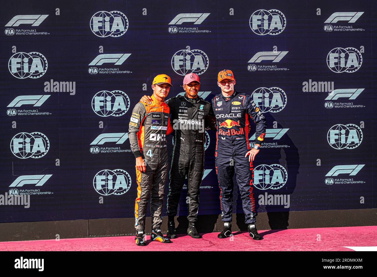 Top3 qualificazione: Da sinistra a destra: Lando Norris (GBR) McLaren MCL60 Lewis Hamilton (GBR) Mercedes W14 e Performance Max Verstappen (NED) Redbull Racing Foto Stock