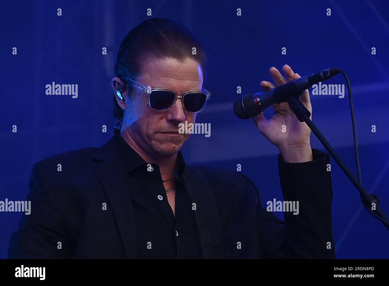 Ostrava, Repubblica Ceca. 22 luglio 2023. Il cantante Paul Banks del gruppo indie-rock americano Interpol si esibisce nell'ambito del festival musicale Colours of Ostrava, Lower Vitkovice compound, Ostrava, Repubblica Ceca, 22 luglio, 2023. Crediti: Jaroslav Ozana/CTK Photo/Alamy Live News Foto Stock