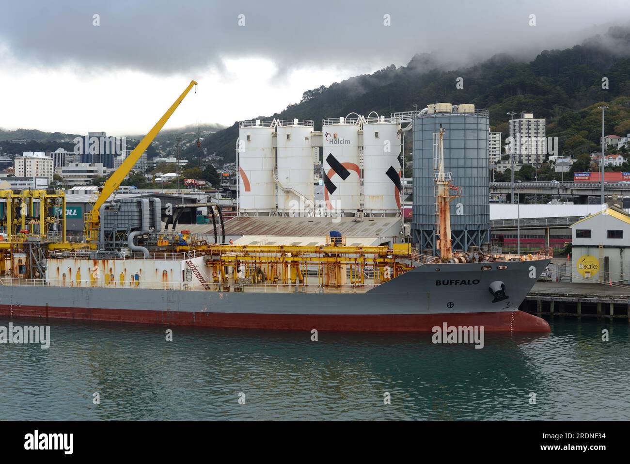 WELLINGTON, NUOVA ZELANDA, 19 MAGGIO 2023: La cementiera Buffalo attraccò al porto di Wellington Foto Stock
