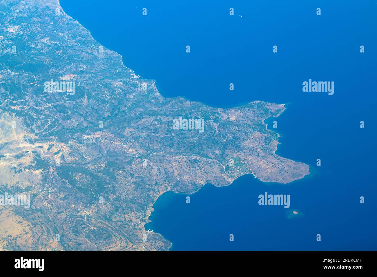 Vista aerea della costa greca Foto Stock