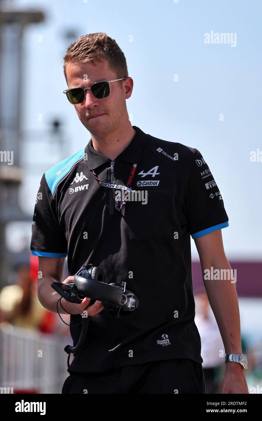 Budapest, Ungheria. 23 luglio 2023. James Lloyd (GBR) responsabile stampa del team Alpine F1. Campionato del mondo di Formula 1, Rd 12, Gran Premio d'Ungheria, domenica 23 luglio 2023. Budapest, Ungheria. Crediti: James Moy/Alamy Live News Foto Stock