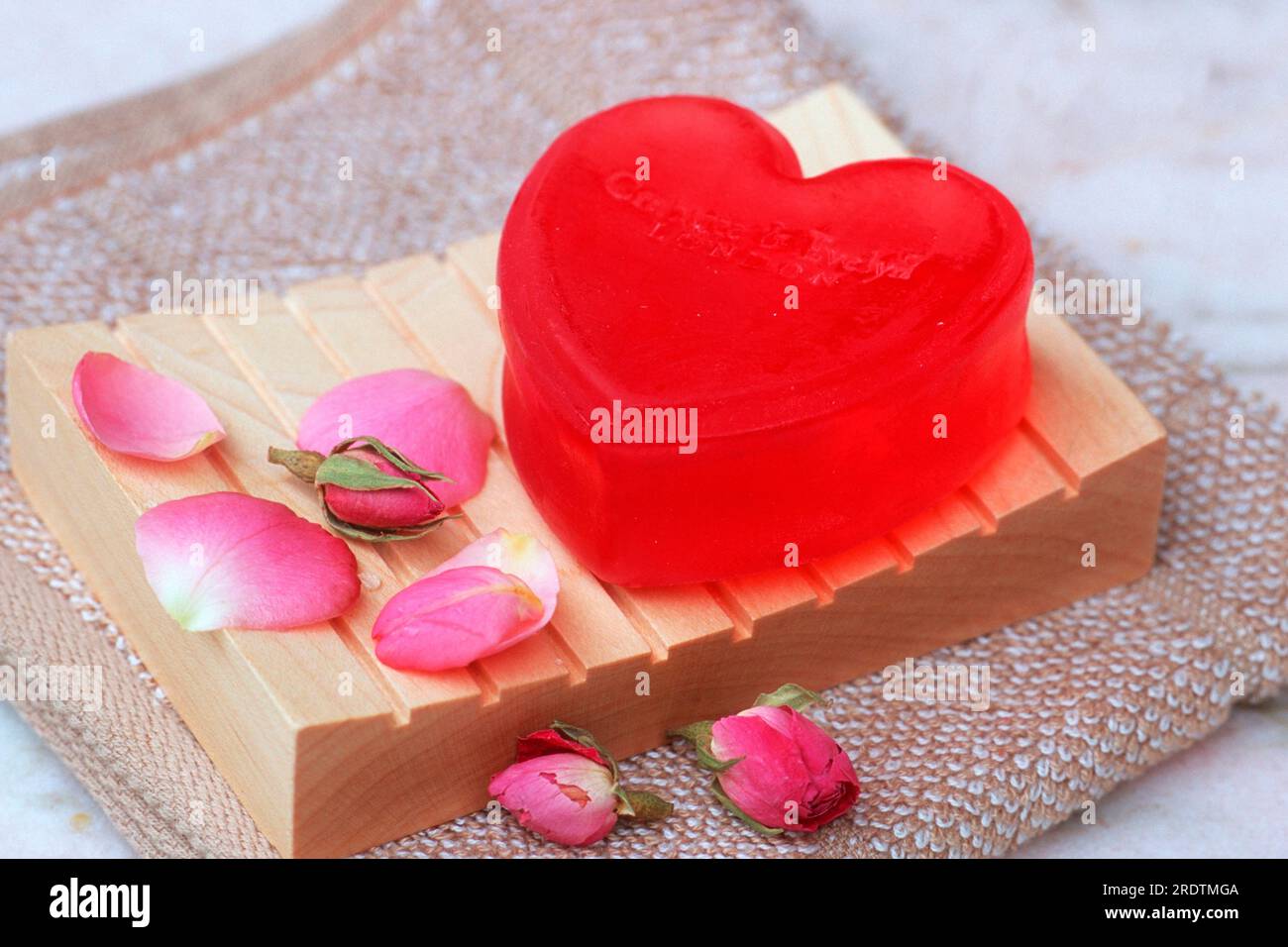 Rosessoap e petali di fiori, sapone, petali di fiori Foto Stock