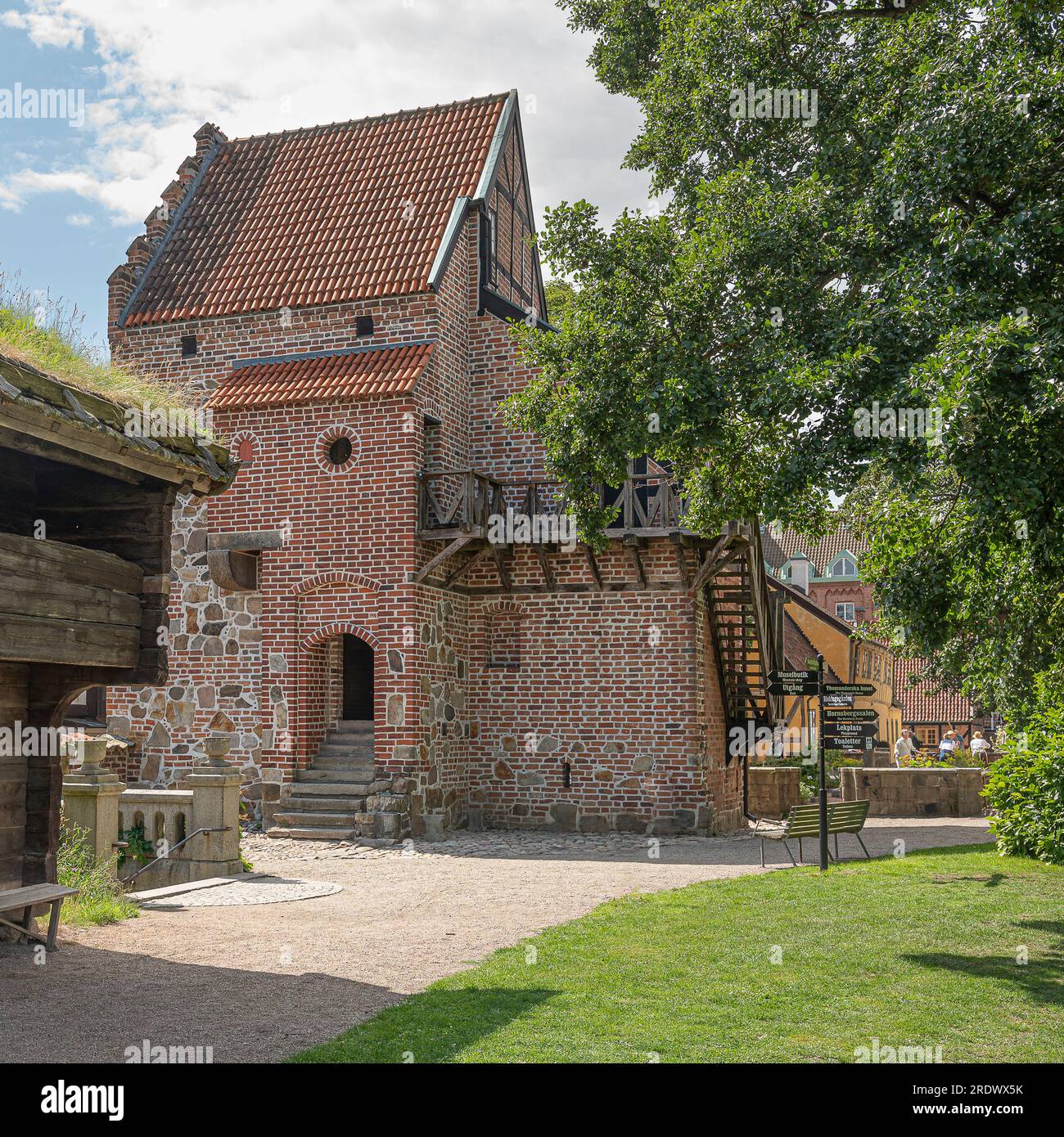 Il decanery medievale presso il museo all'aperto Kulturen a Lund, Svezia, 18 luglio 2023 Foto Stock