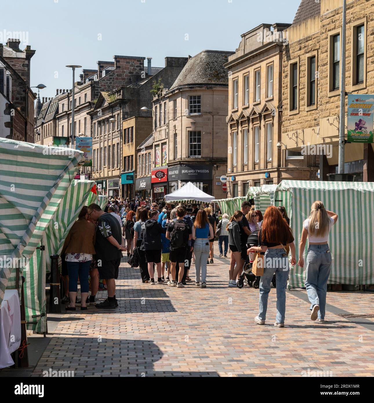 Inverness, Scozia, Regno Unito. 3 giugno 2023. Il mercato agricolo del sabato nel centro della città di Inverness. Foto Stock