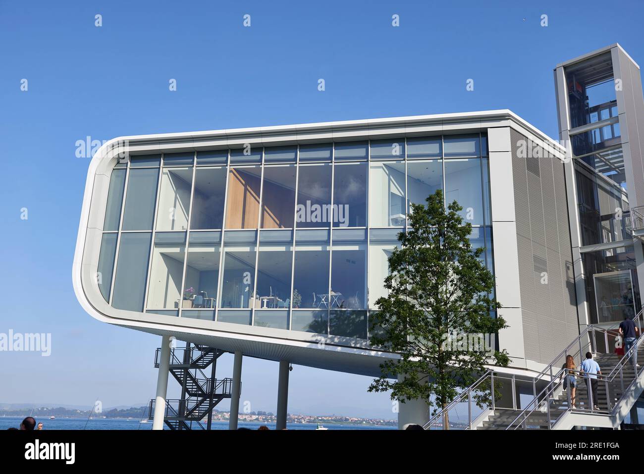 Museo d'Arte e Cultura del Botin Centre. Fondazione Botin, architetto Renzo piano. Santander, Cantabria, Spagna, Europa. Foto Stock