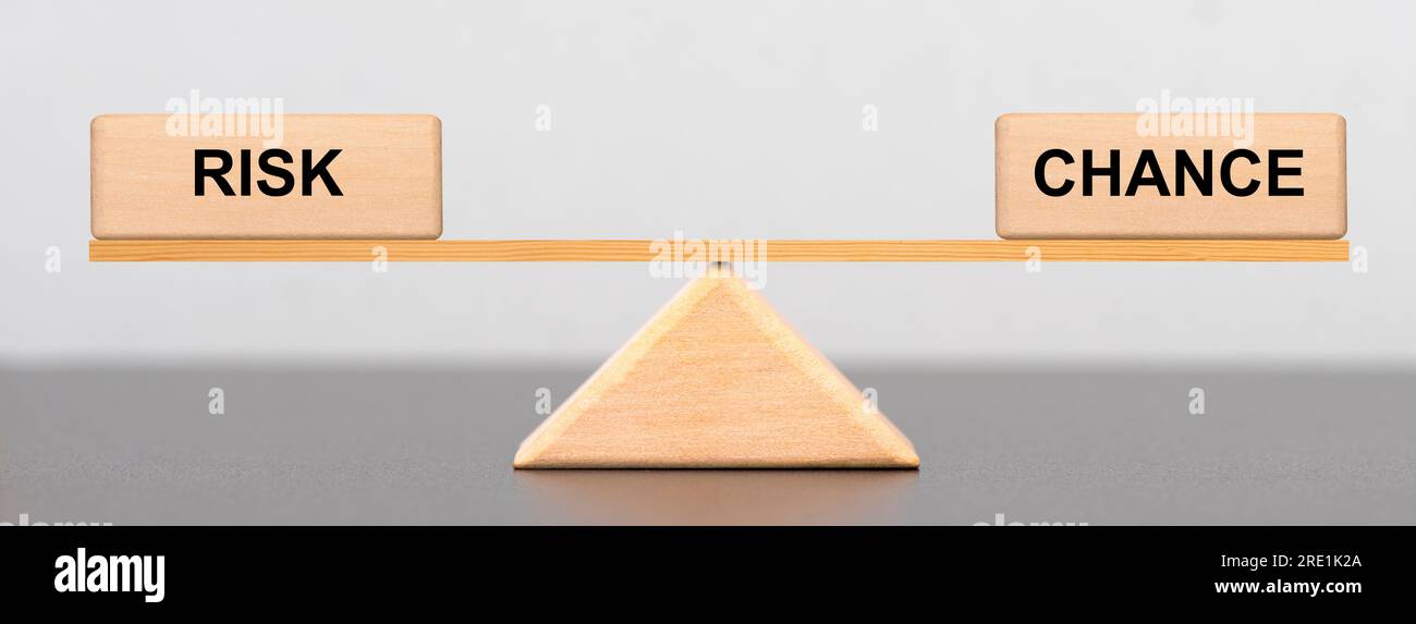 scelta tra rischio e possibilità Foto Stock