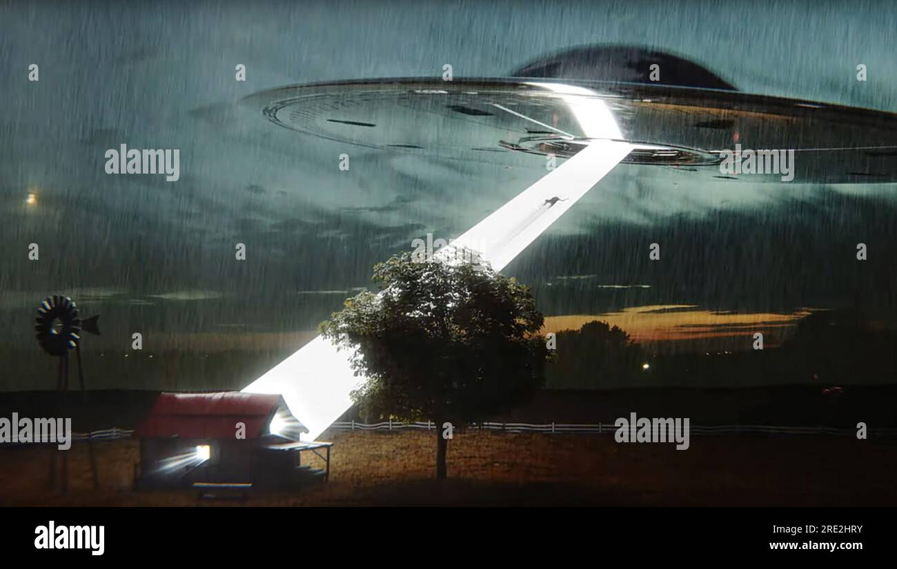 ALIENS UNCOVERED: THE GOLDEN RECORD, ENACTMENT OF UFO, 2023. © Breaking Glass Pictures /Courtesy Everett Collection Foto Stock
