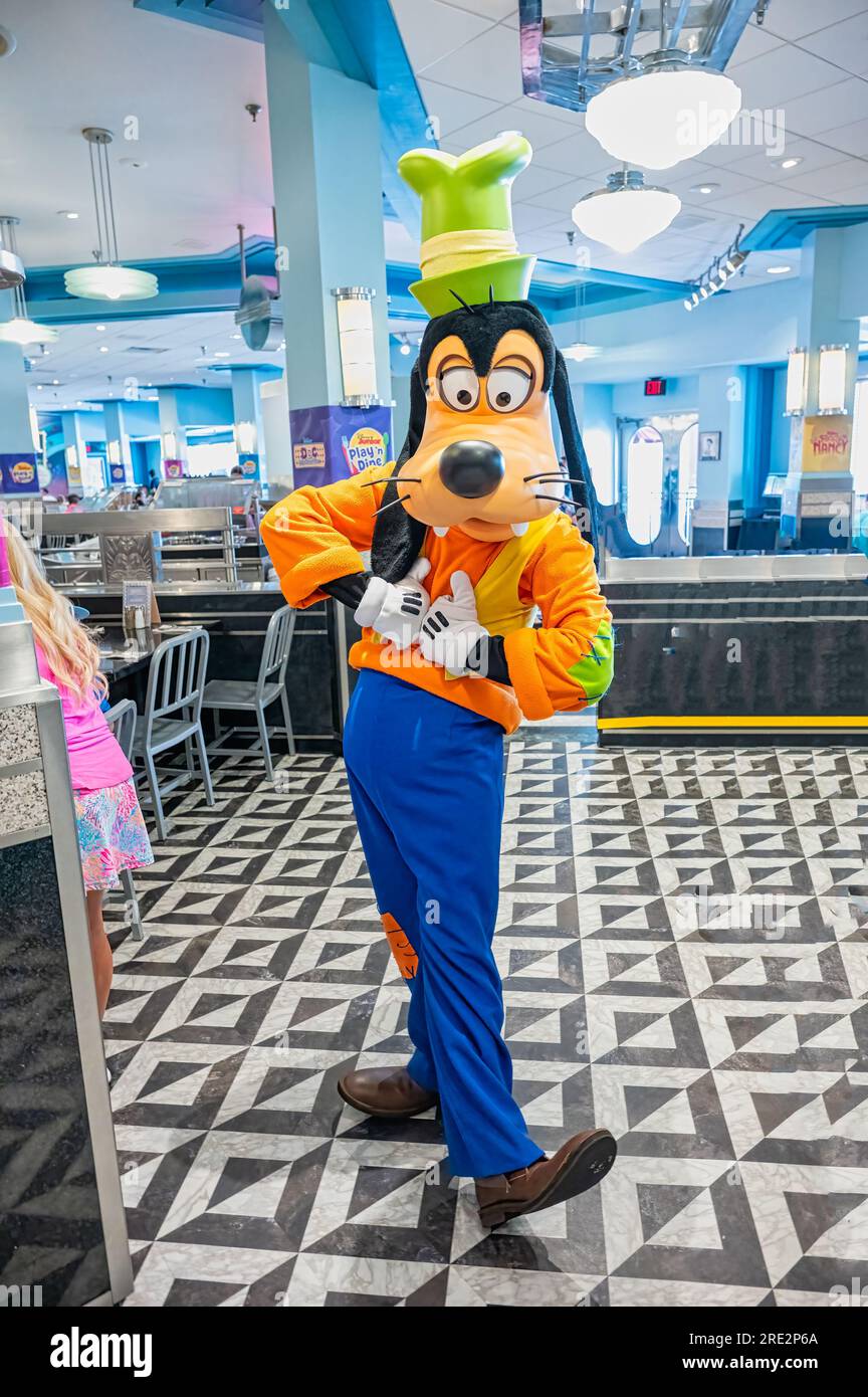 Personaggio di Pippo Disney a un incontro e saluto Foto Stock