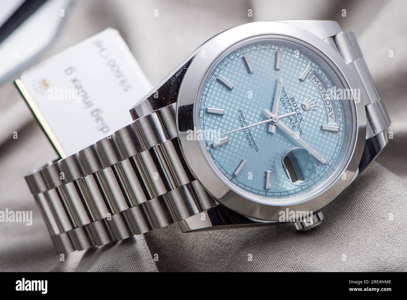Rolex Day-Date in platino come visto durante la presentazione Baselworld Foto Stock