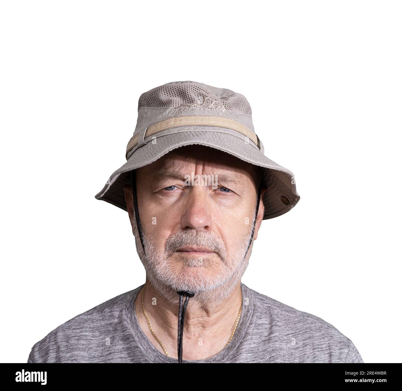 uomo di mezza età con un cappello beige su sfondo trasparente Foto Stock