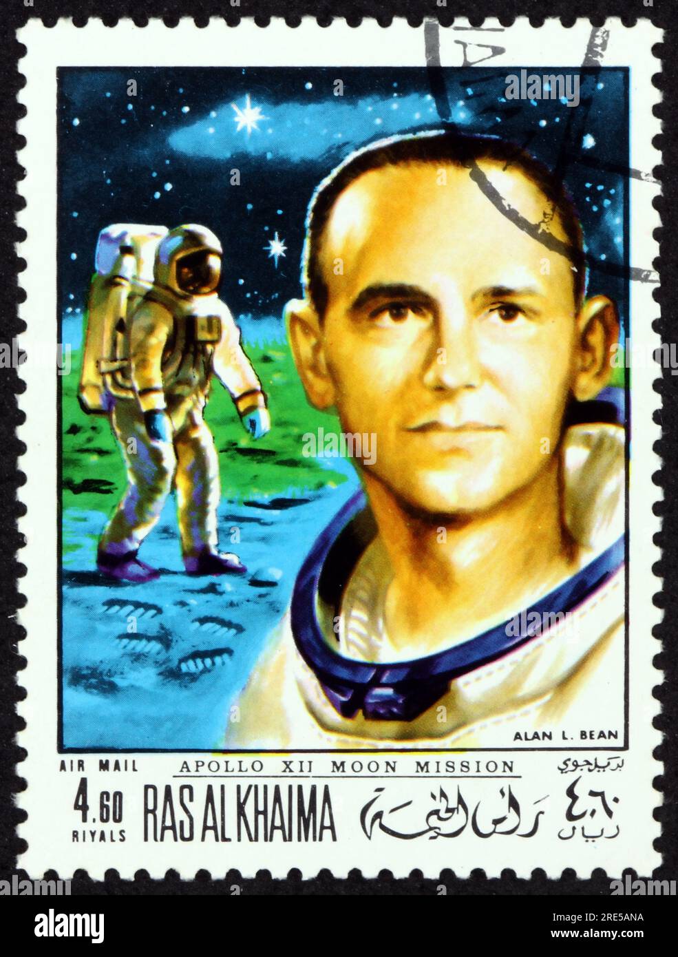 RAS AL-KHAIMAH - CIRCA 1972: Un francobollo stampato a Ras al-Khaimah mostra Alan L. Bean, Apollo XII (14-24 novembre 1969), è stata la seconda missione con equipaggio a Foto Stock