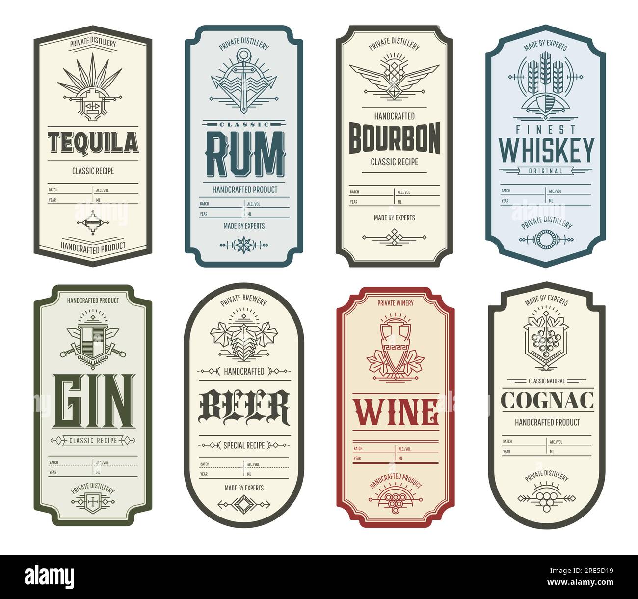 Etichette di alcolici vintage. Tequila, whisky e rum, bourbon e gin, birra, vino e cognac etichette di bottiglie con ornamenti vettoriali di vite, luppolo e orzo, emblemi di bevande artigianali Illustrazione Vettoriale