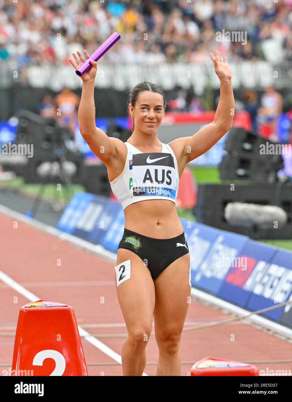 Londra, Regno Unito. 23 luglio 2023. London Stadium, Queen Elizabeth Park, Londra, Regno Unito il 23 luglio 2023. Relay Women 4x100 m, Ebony LANE, Australia sulla linea di partenza durante il Wanda Diamond League London Athletics Meet presso il London Stadium, Queen Elizabeth Park, Londra, Regno Unito il 23 luglio 2023. Foto: Francis Knight/Alamy Live News Foto Stock