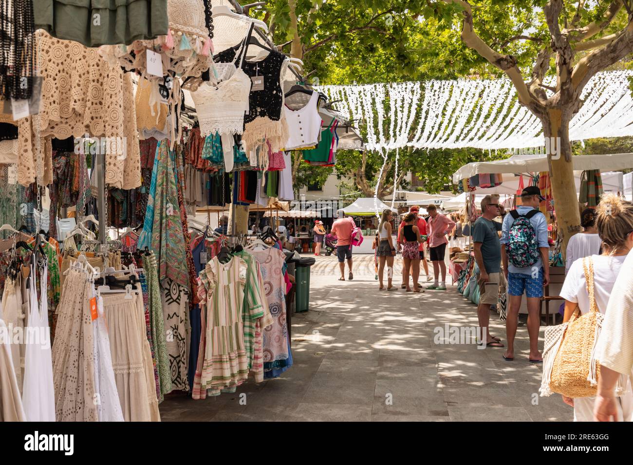 Mercato popolare a Puerto Pollensa, Maiorca, (Maiorca) Isole Baleari, Spagna, Europa Foto Stock