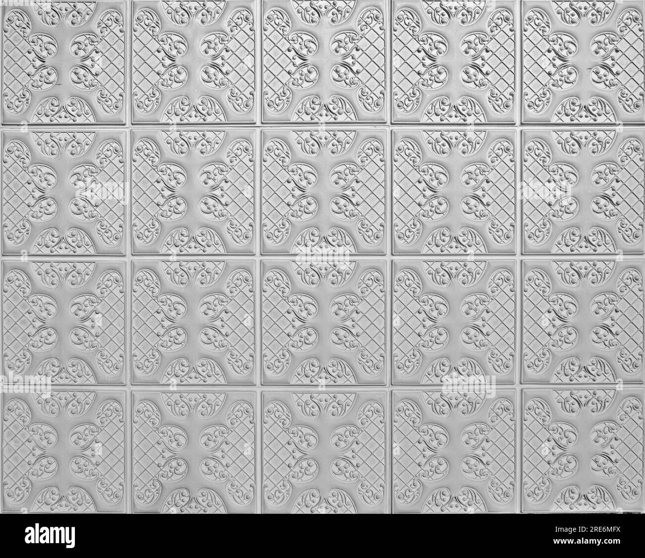 Pannelli decorativi bianchi con grafica floreale ornamentale, materiale per sfondi eleganti, sfondi o design di imballaggio. Foto Stock