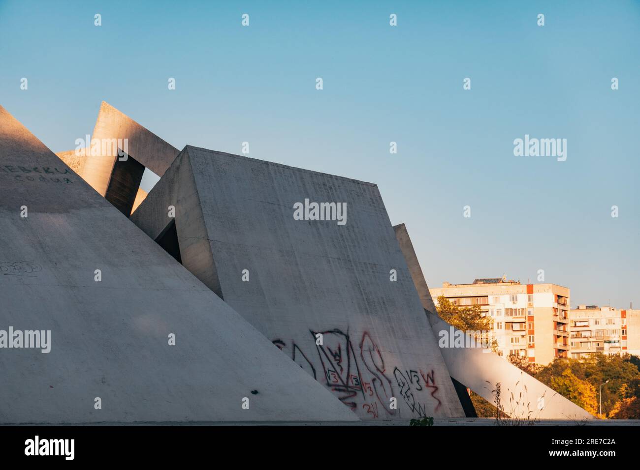 Bratskata Mogila (Monumento alla Fratellanza), un memoriale sovietico costruito a Plovdiv, Bulgaria, nel 1974 Foto Stock