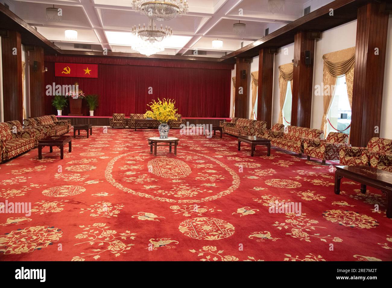 Sala conferenze, Palazzo dell'indipendenza (1868 - 71), luogo di residenza del Governatore generale dell'Indocina, noto anche come Palazzo Norodom, ho chi min City Foto Stock