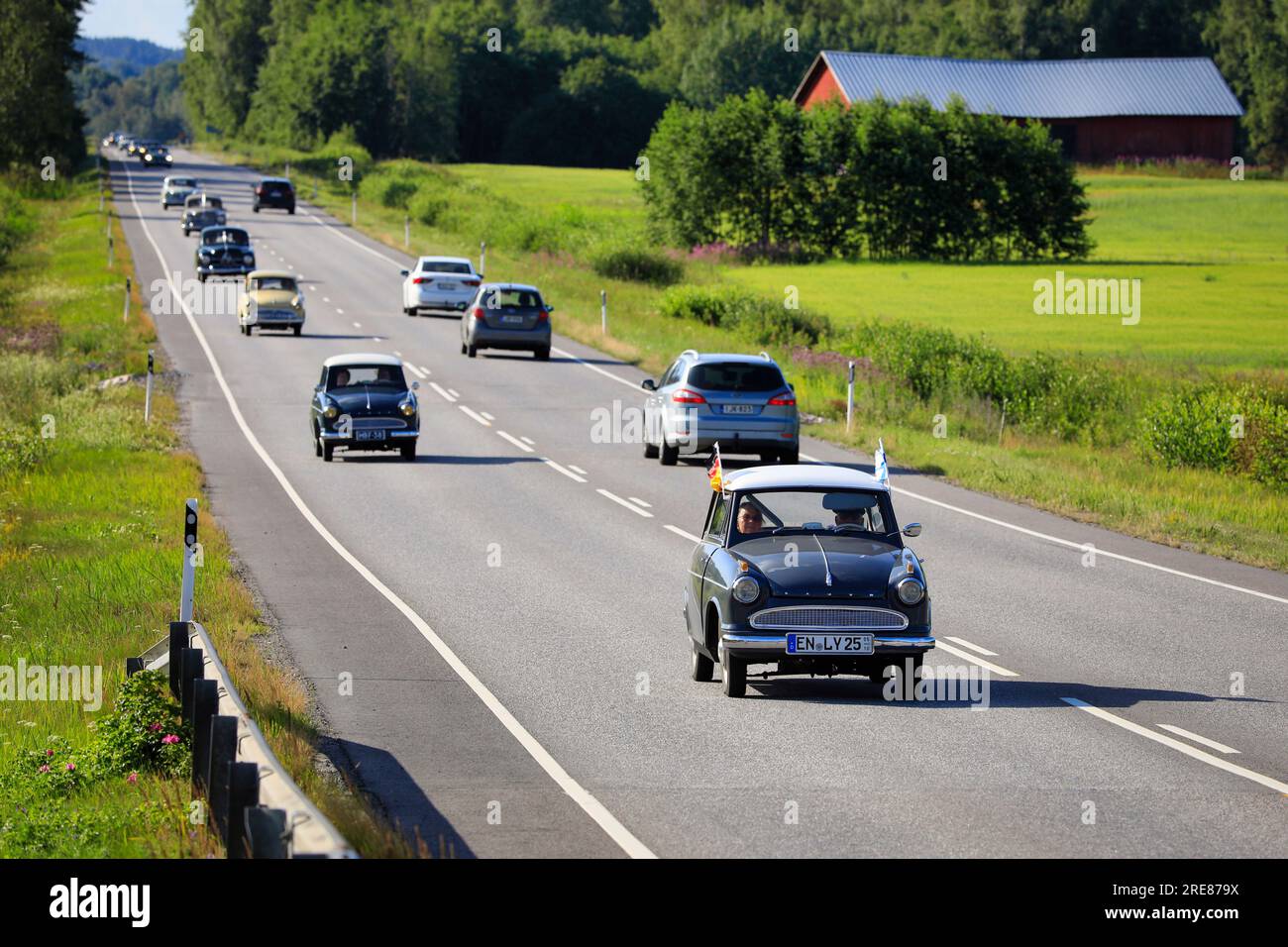 Auto d'epoca prodotte dall'ex azienda di produzione di auto Borgward sul Borgward Car Club Finland Annual Drive 2023. Salo, Finlandia. 22, 23 luglio. Foto Stock